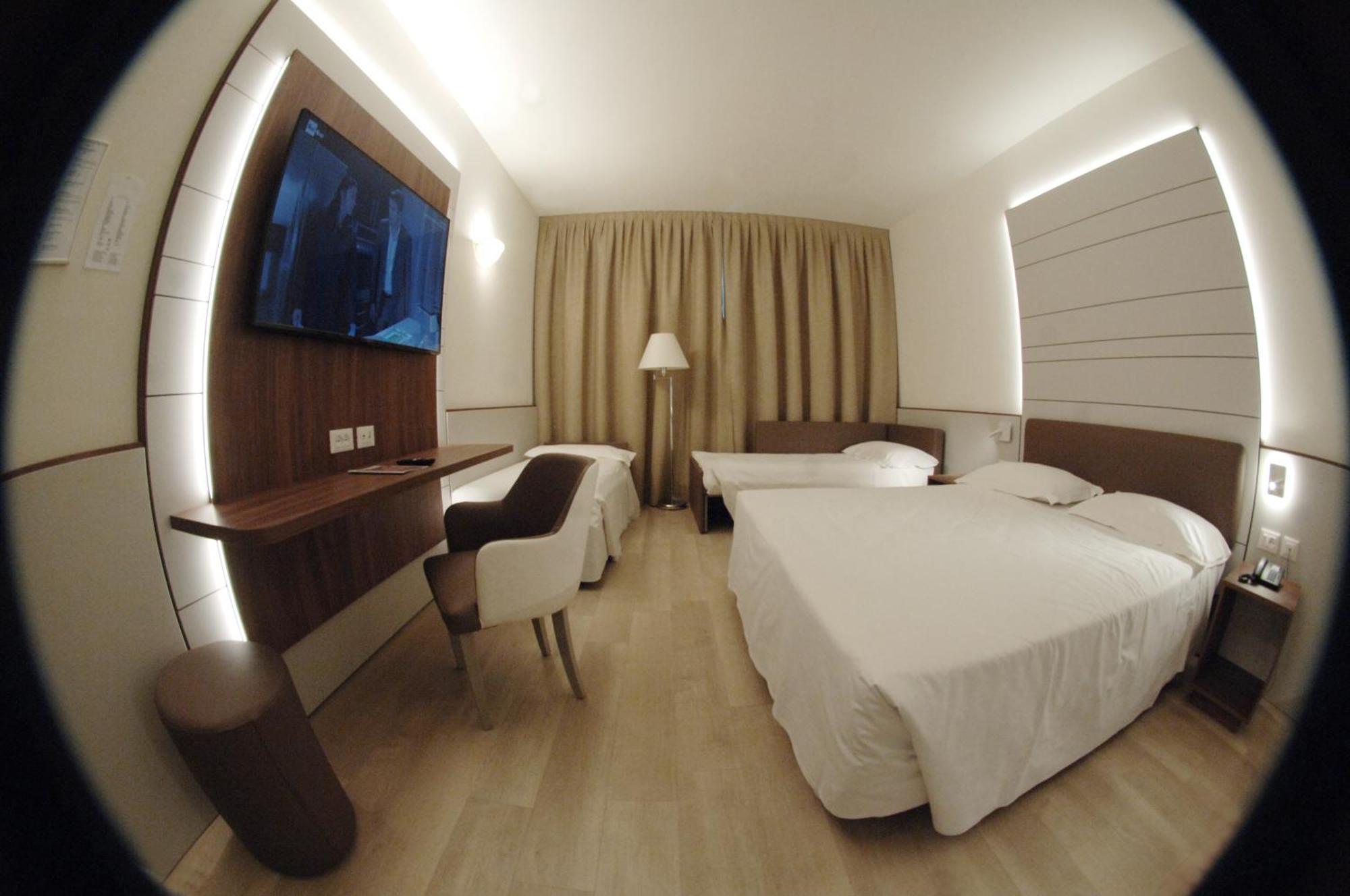 Hotel Victoria Vicenza Luaran gambar